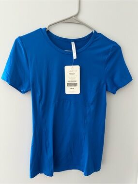 Fabletics Royal Blue Short Sleeve Performance Tee